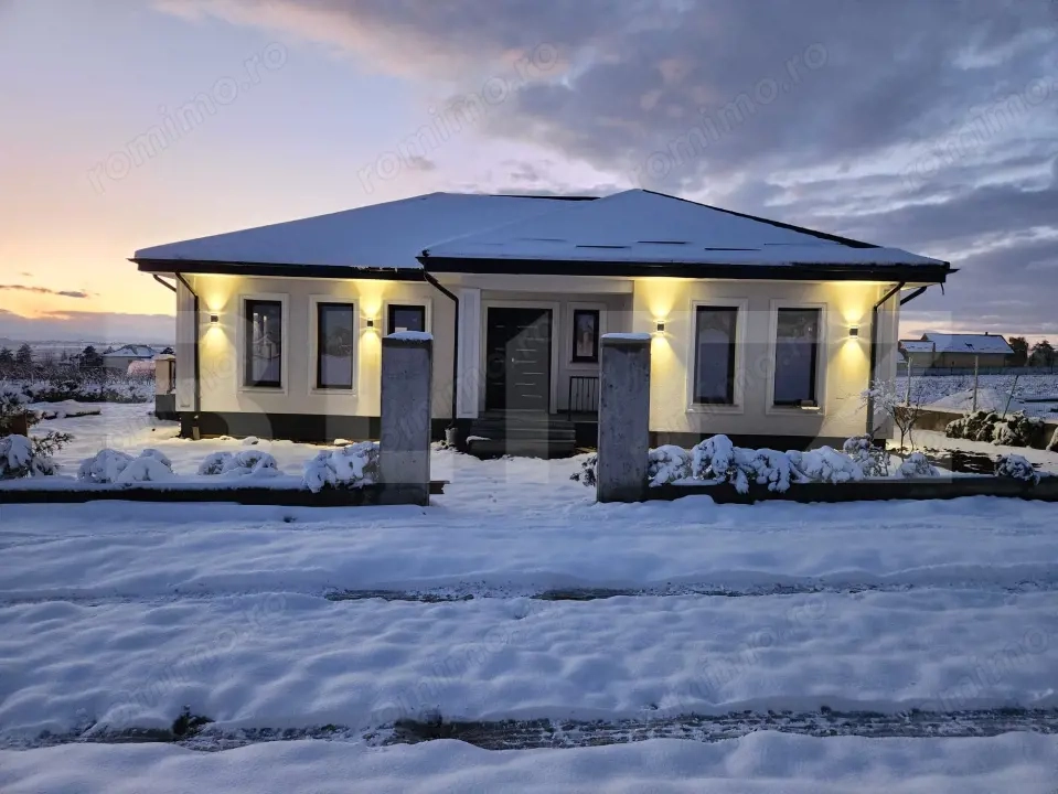 Casa Individuala , Suprafata utila 84/ 119 mp, Teren 500mp, Plopeni