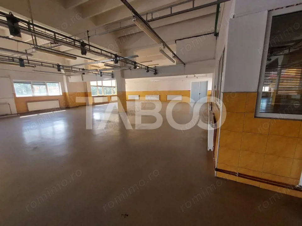 Spatiu comercial de inchiriat 6 incaperi 1300 mpu zona centrala Sibiu