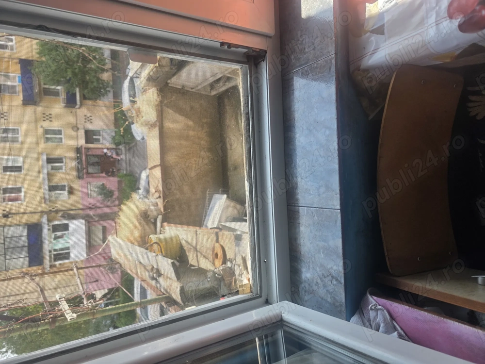 Vând apartament 2 camere plus bucătărie 