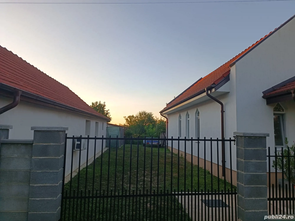 Teren de vânzare. 1080 mp 1300   în satul Uliuc.