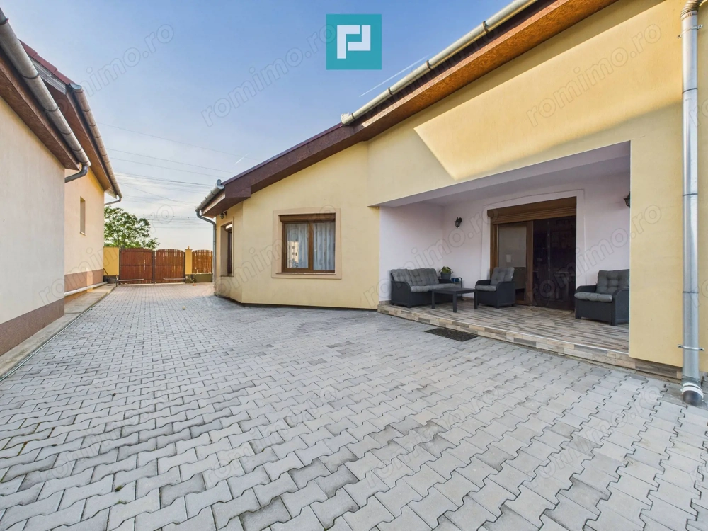 Casa P+M, Aradul Nou