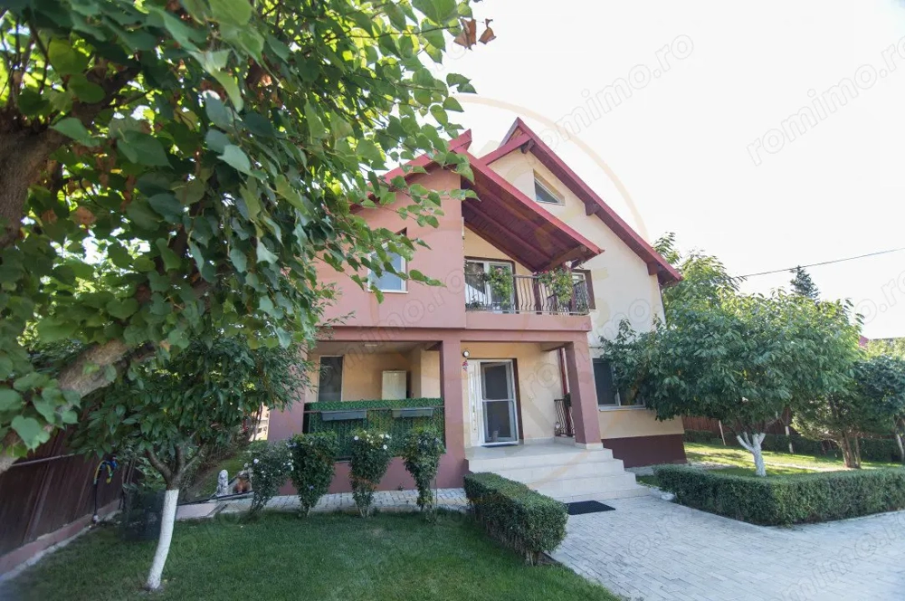 Casa spatioasa cu 6 camere si teren generos – Stefanesti