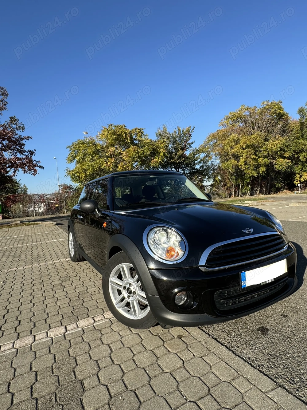 Autoturism MINI One, 1.6 benzină aspirat, 100 CP, 2011 (cel mai fiabil motor)