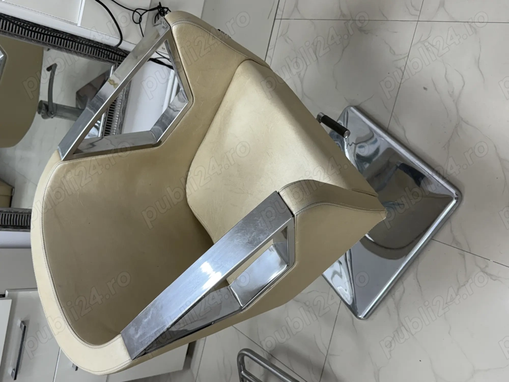 Scaune frizerie și post manichiură  Scaune frizerie și post manichiură