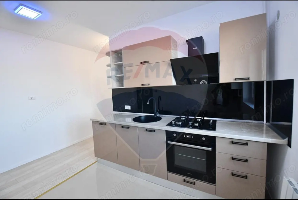 Garsoniera,  bloc nou,etaj 1