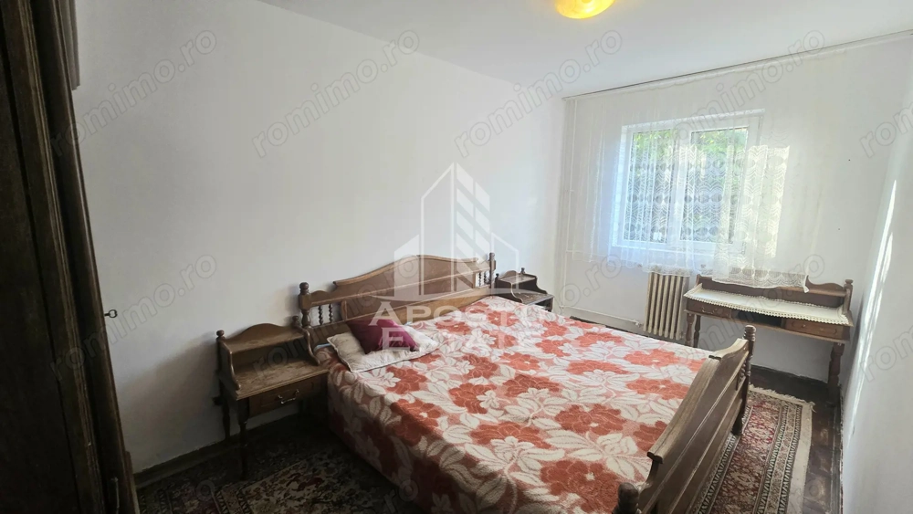 Apartament cu 4 camere, etaj intermediar, zona Dacia