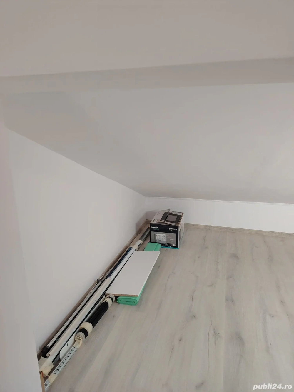 Apartament cu 3 camere str Stejarului, Floresti 