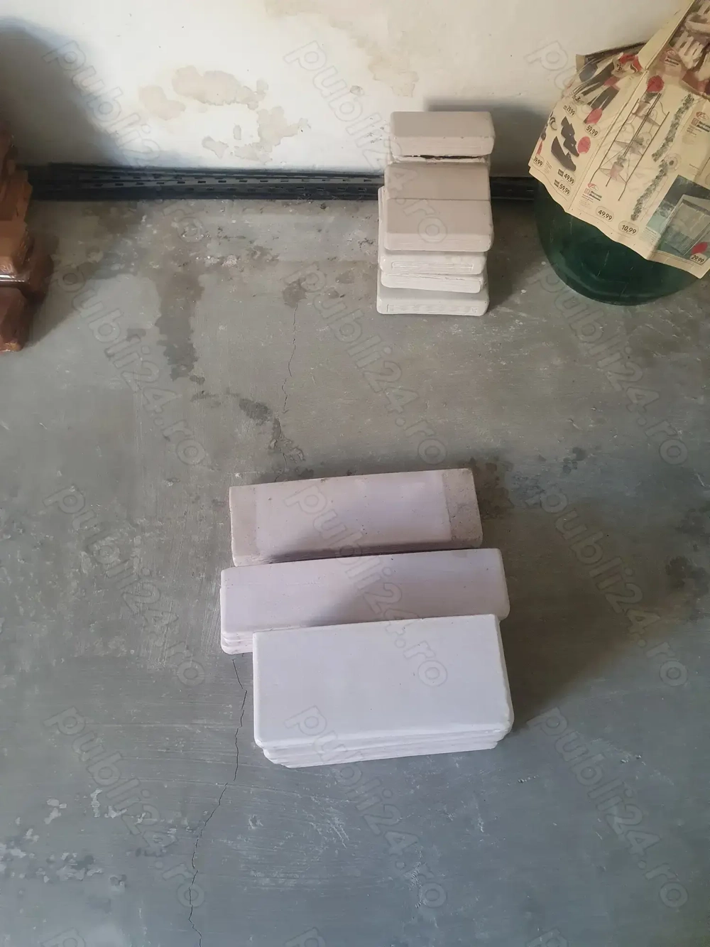 Diverse materiale pentru sobe din teracotă