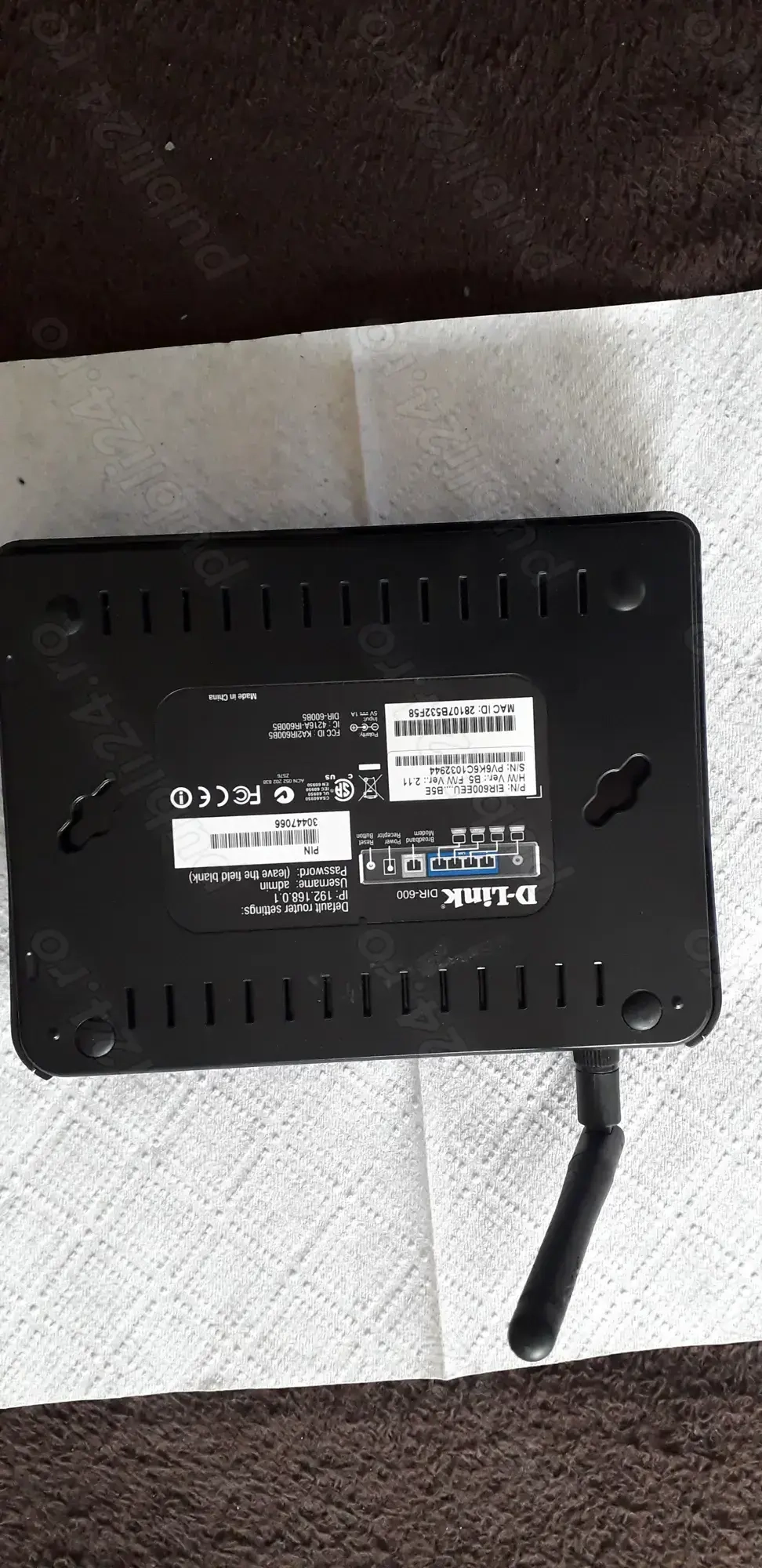 Router D-Link DIR-600