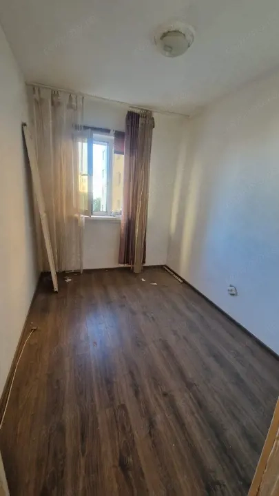 ALUNISULUI- GARSONIERA CONFORT 2 , ETAJ  3