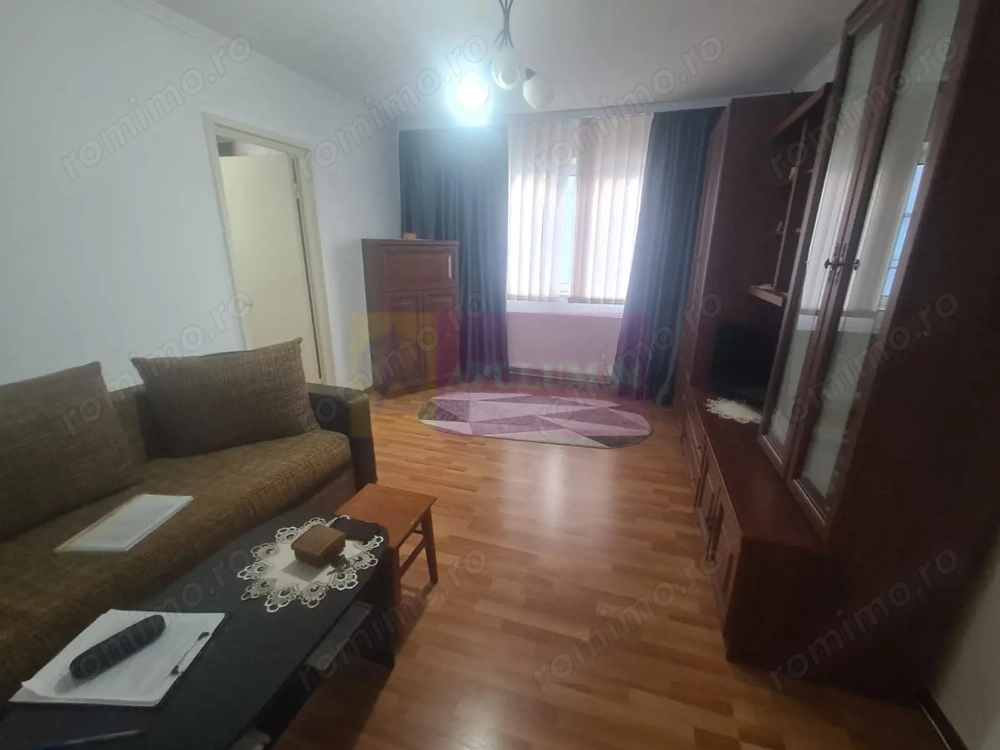 Apartament cu 2 camere de vanzare in Campina - Zona Cuza