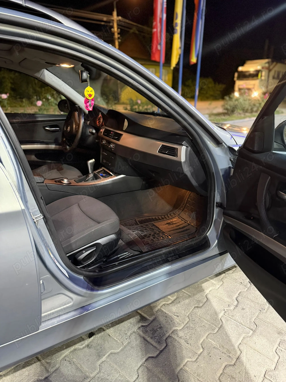 Vand BMW in stare buna.