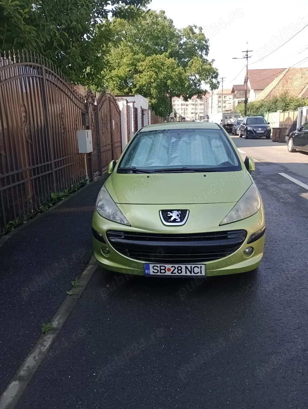 Masina cumparata de noua din Reprezentanta Sibiu, vand Peugeot 207 motor 1,4 diesel, an 2008,   