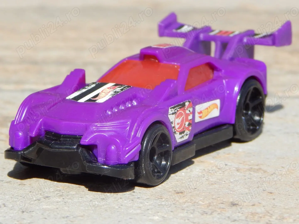 Jucarie masina curse Hot Wheels Burger King 2017