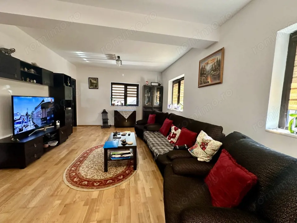 Vila superba Str Safirului la 2 min de Ghencea