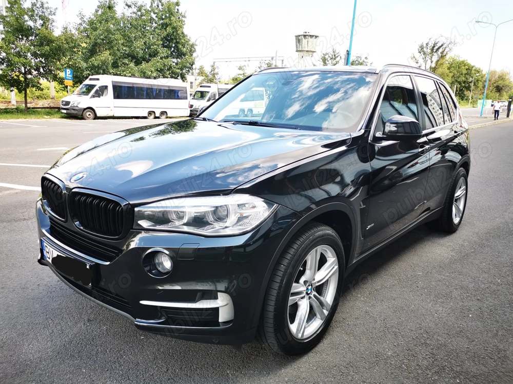 BMW X5 F15 2.5XDRIVE SMG 218CP Piele Xenon Navi 