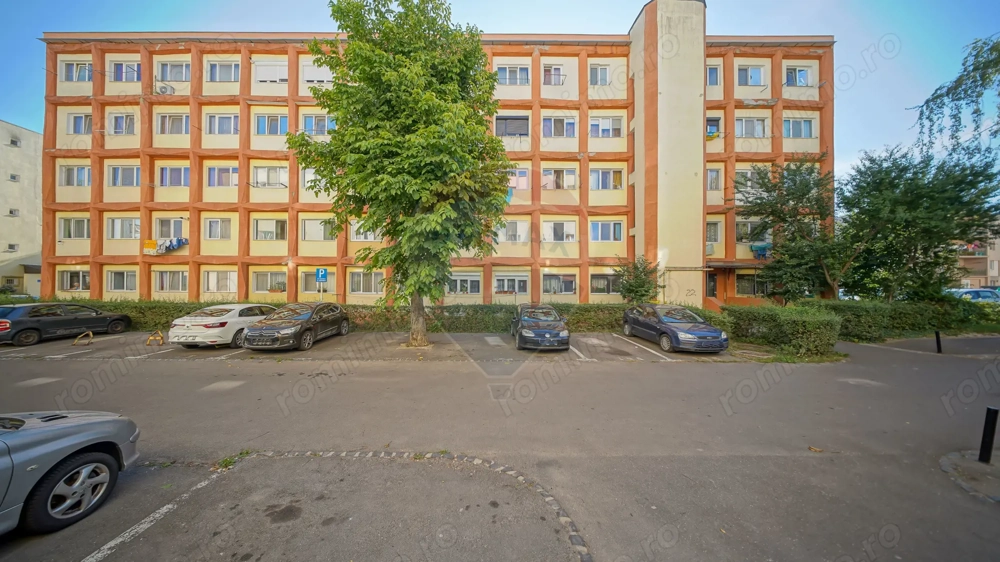 COMISION 0%! Camera de camin în zona Tractorul