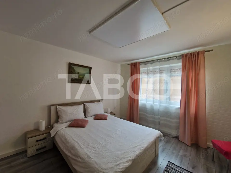 Casa pe 3 nivele cu regim hotelier - un apartament per nivel Strand