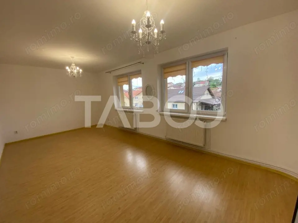 Spatiu birouri 80 mp 2 camere loc de parcare cartier Strand Sibiu