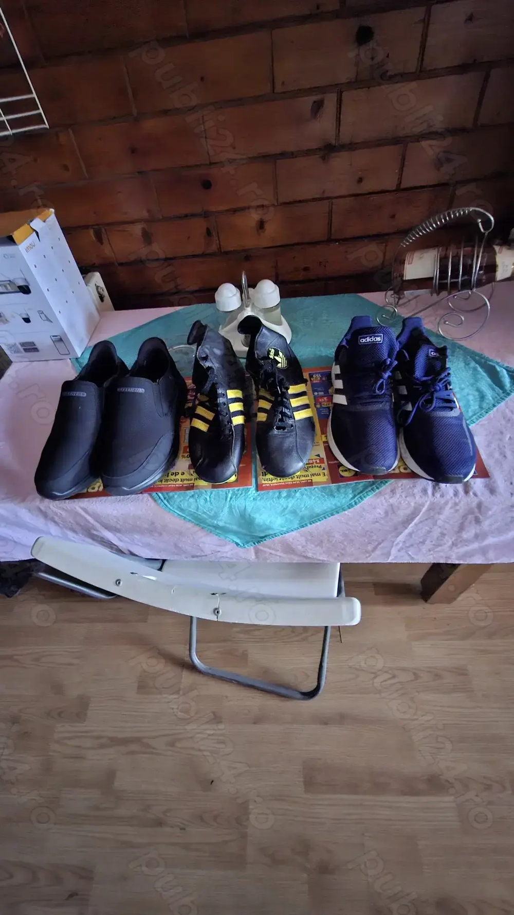 vând pantofi ce de vad in poze