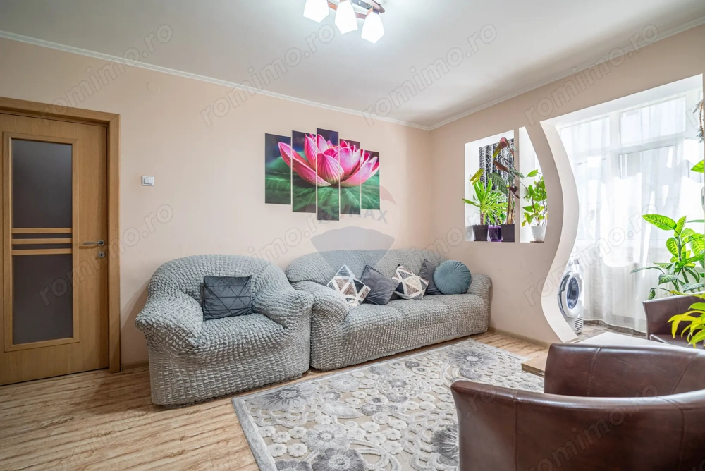 Apartament luminos, 2 camere,  renovat, Parter – Breaza