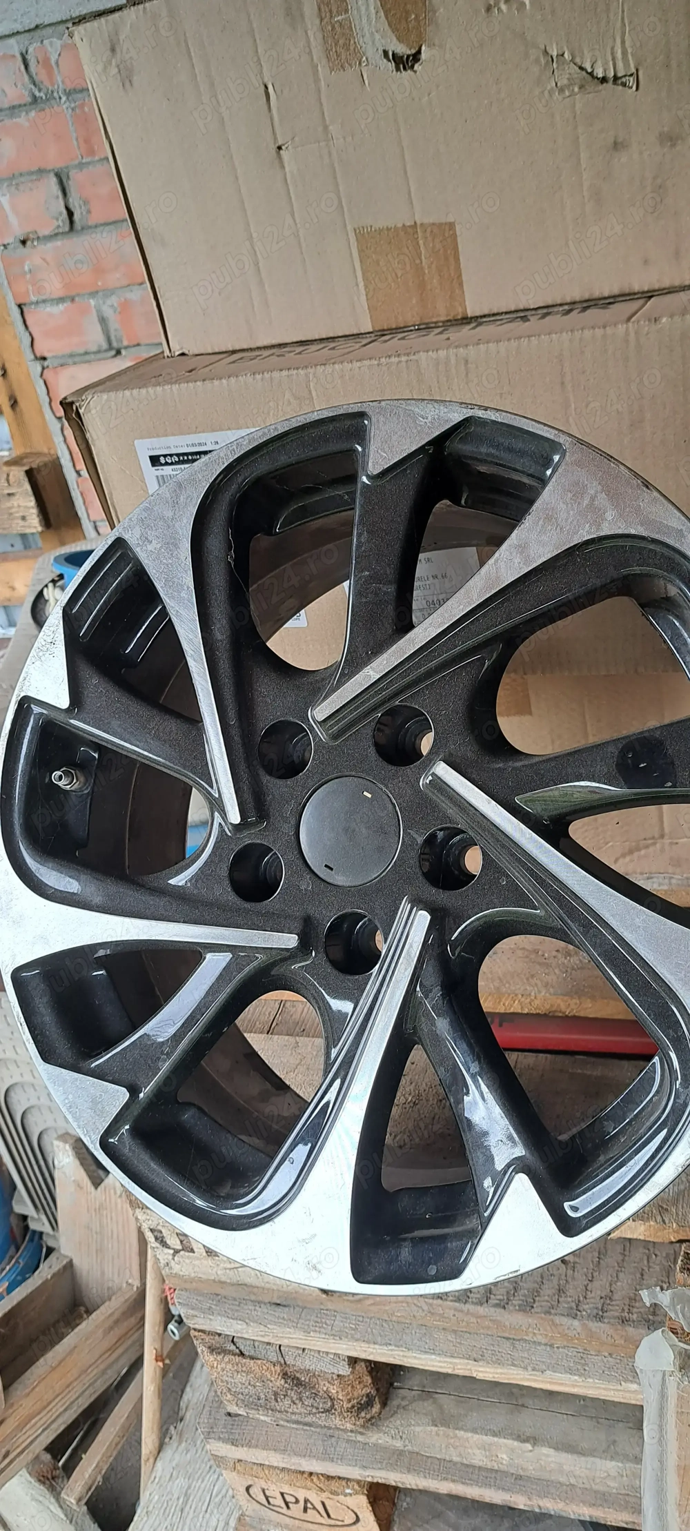 Vând set jante aliaj 16"