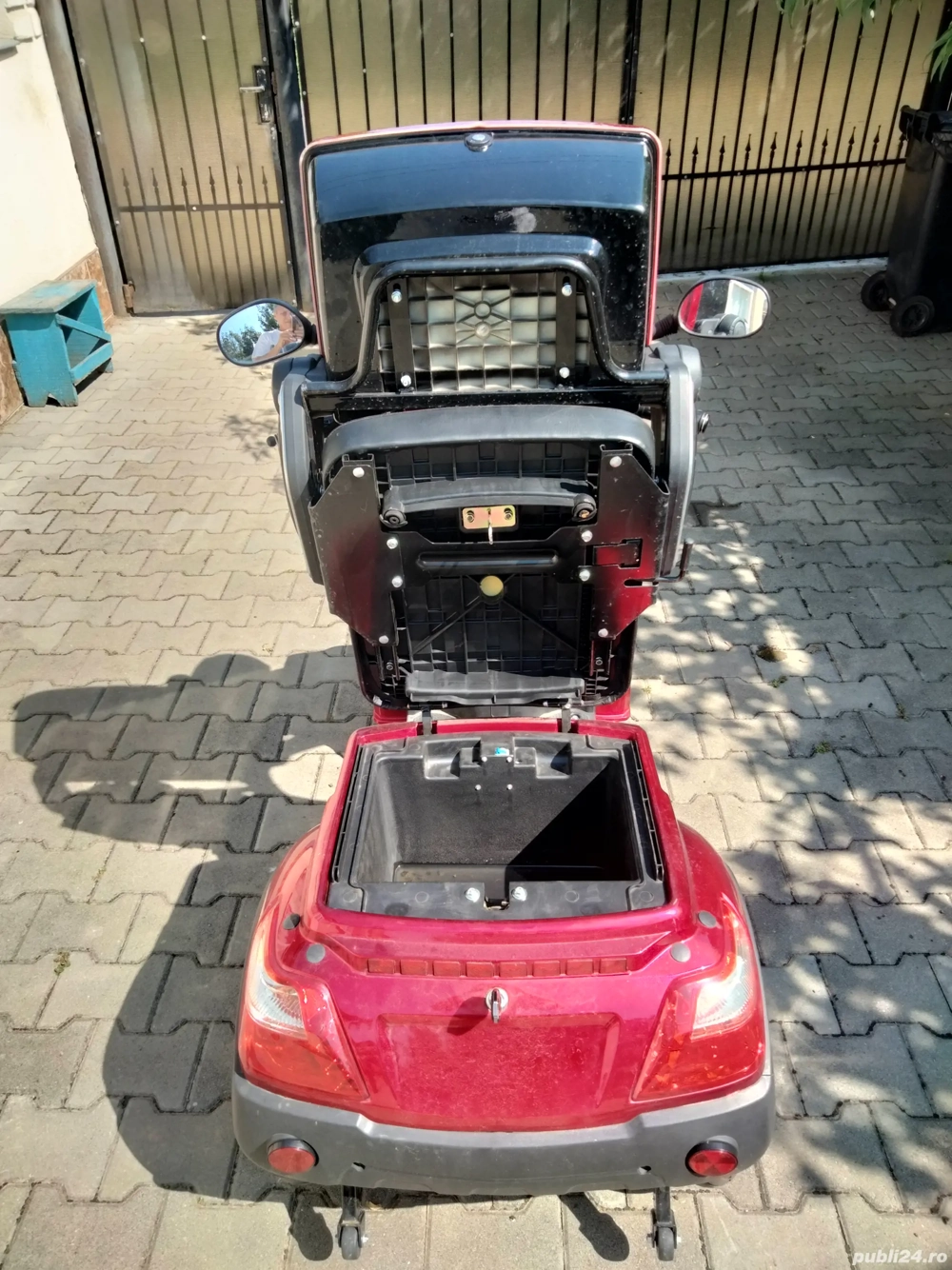 scuter electric 4 roți 