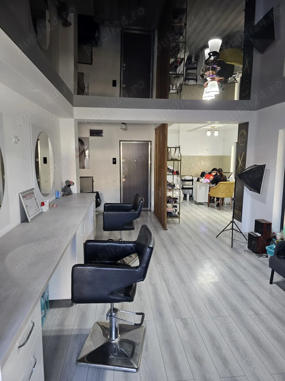 Inchiriez spatiu comercial