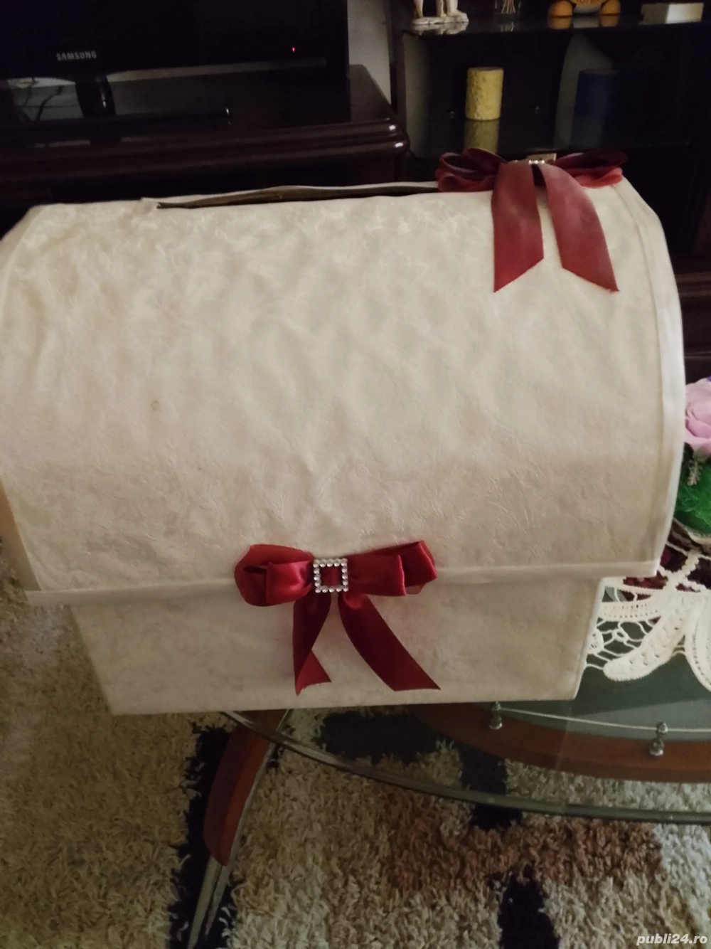 casuta pentru adunat darul la nunta 