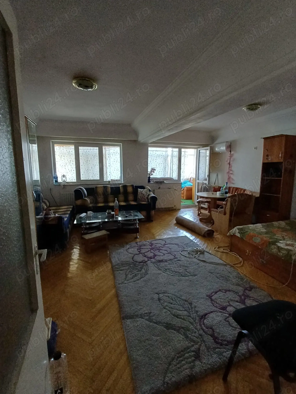 Apartament 4 camere, zona ultra centrală, in spate la Tribunalul nou 