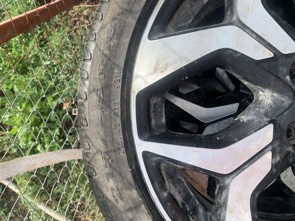 Vand cauciucuri originale !