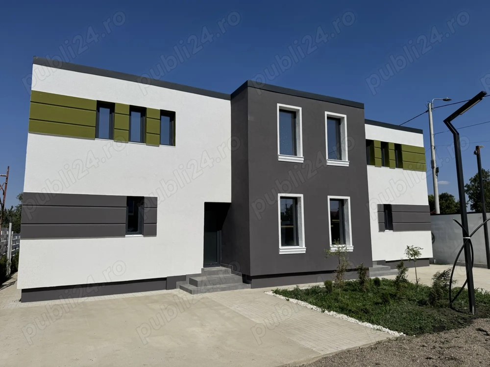 Casa noua de vanzare in oras tip duplex construita de firma cu toate taxele inc