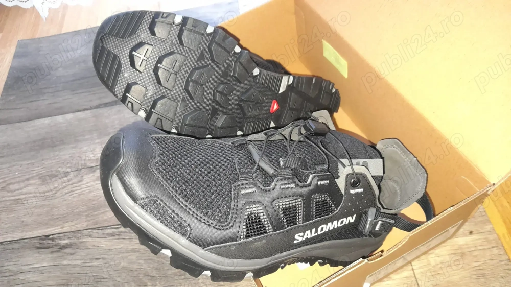 Adidași Salomon Techamphibian 5, mărime 43 jum, noi, predare personală București