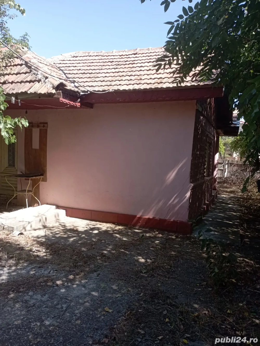 casa batraneasca Lipia,1100m2