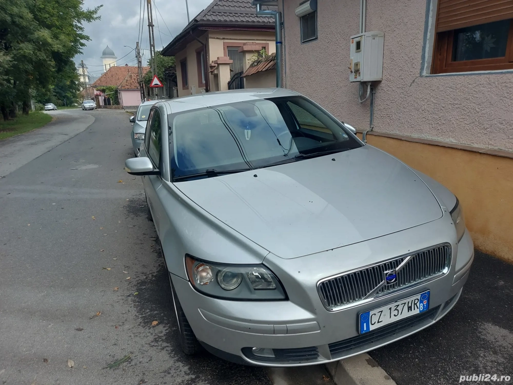 Vând Volvo v50 2006 1.6 