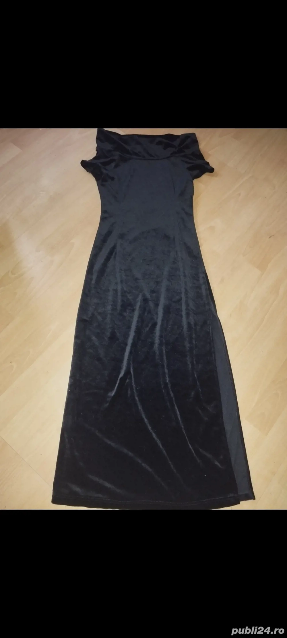 Rochie nouă din catifea ,cu tăietură pe picior