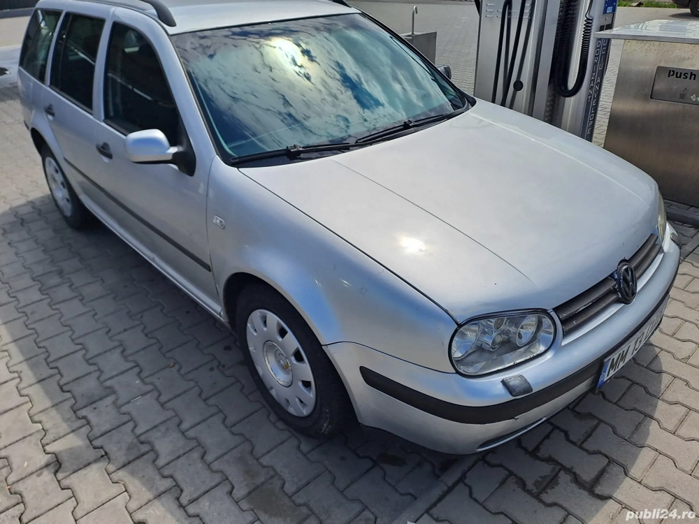 De vânzare Golf 4 an 2003 De vânzare Golf 4 an 2003