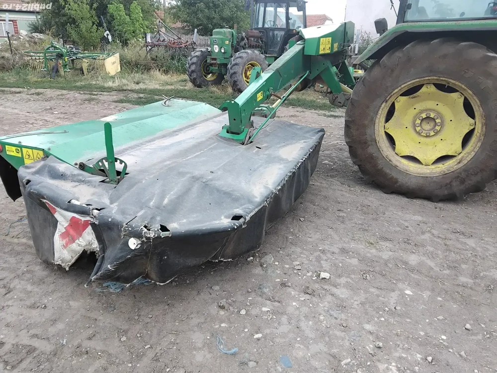 Vând cositoare john deere stare perfecta 