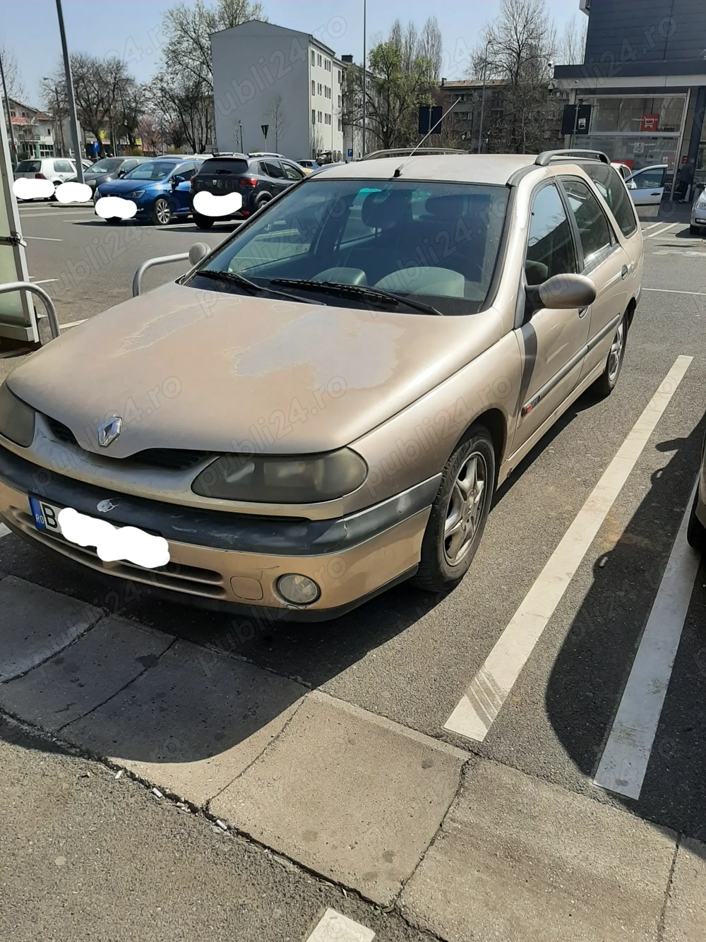 Vând Renault Laguna 1 Break, an 1999