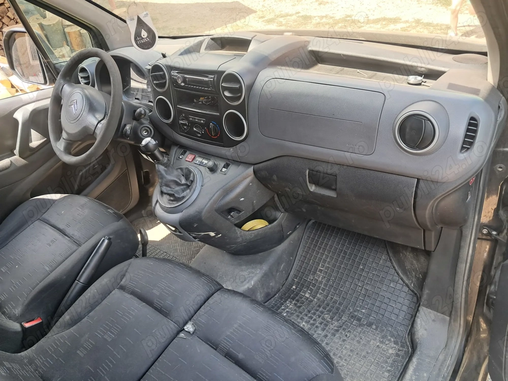 Vând Citroen berlingo Vând Citroen berlingo