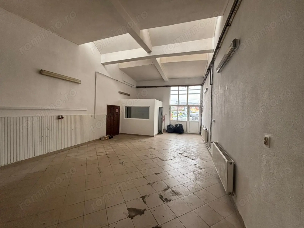 Hala + birou, spre inchiriere, in 7 Noiembrie