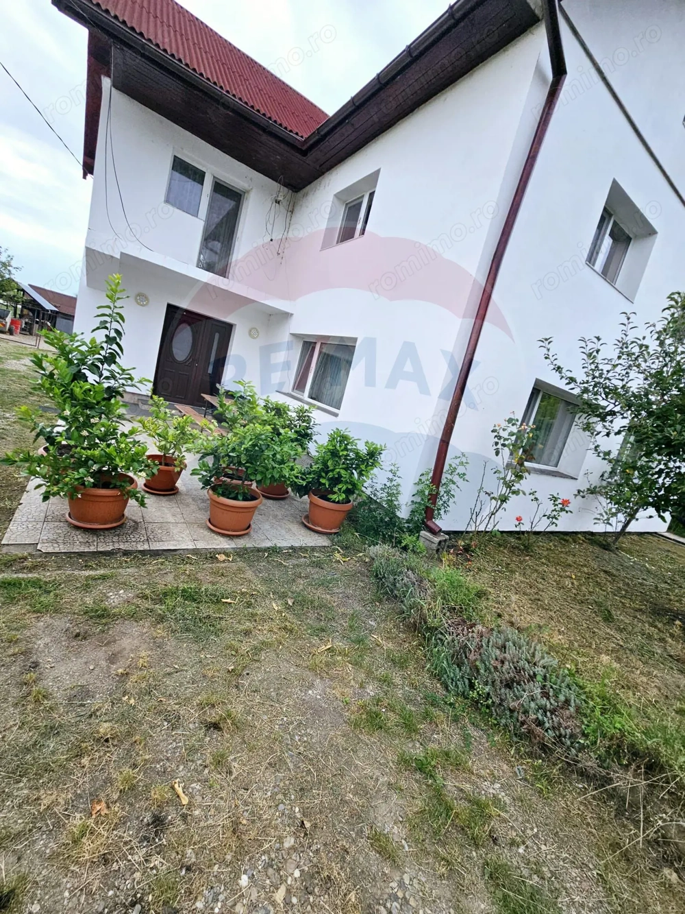 Casă / Vilă cu 5 camere de vânzare