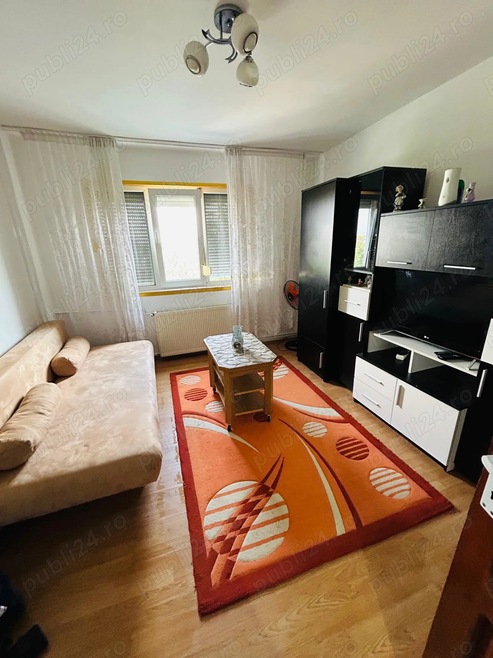Garsoniera zona Vlaicu Poetului mobilata si utilata ocupabila imediat 33 mp