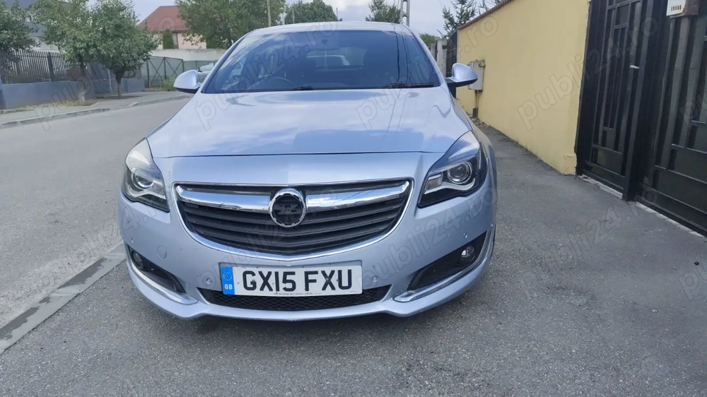 Dezmembrez/fata completa Opel Insignia B20DTH