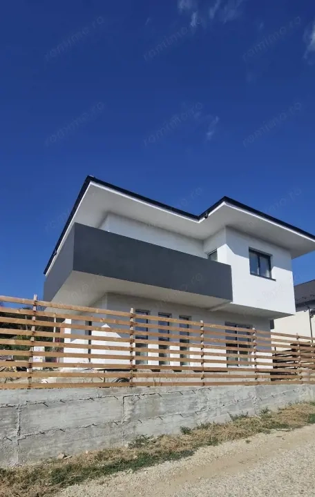 Casa Stefanesti Valea Mare