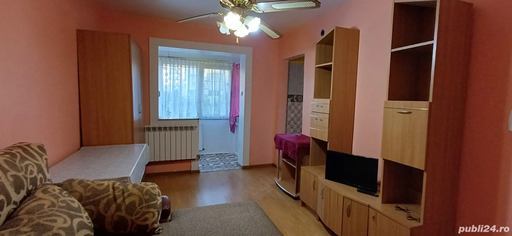 Garsoniera de inchiriat, zona Badea Cartan-Lorena Garsoniera de inchiriat, zona Badea Cartan-Lorena