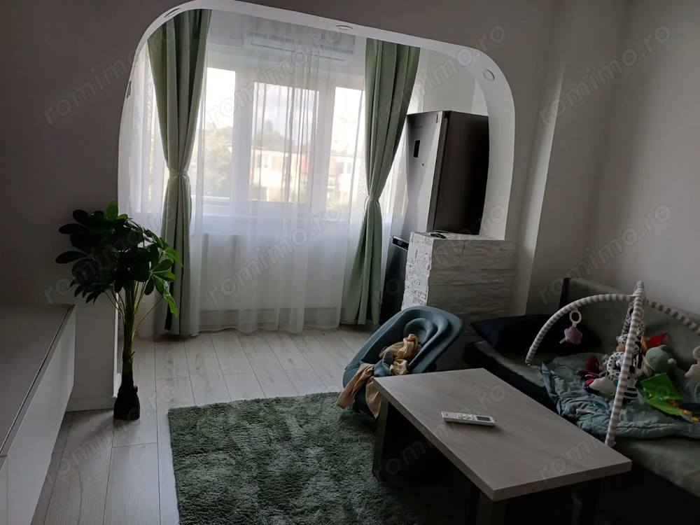 Zona Gheroghe Lazar de vanzare apartament cochet cu 2 camere