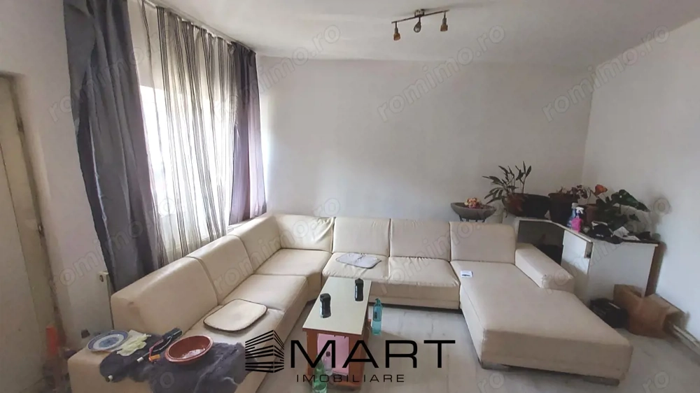 Casa individuala si curte de 480 mp zona Piata Cluj