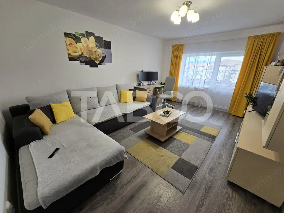 Apartament decomandat 3 camere 2 bai balcon pivnita Strand Sibiu
