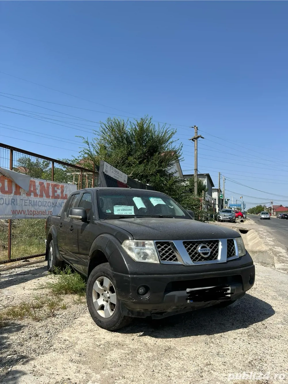 Vand Nissan Navara variante Lemn de Foc sau Cherestea